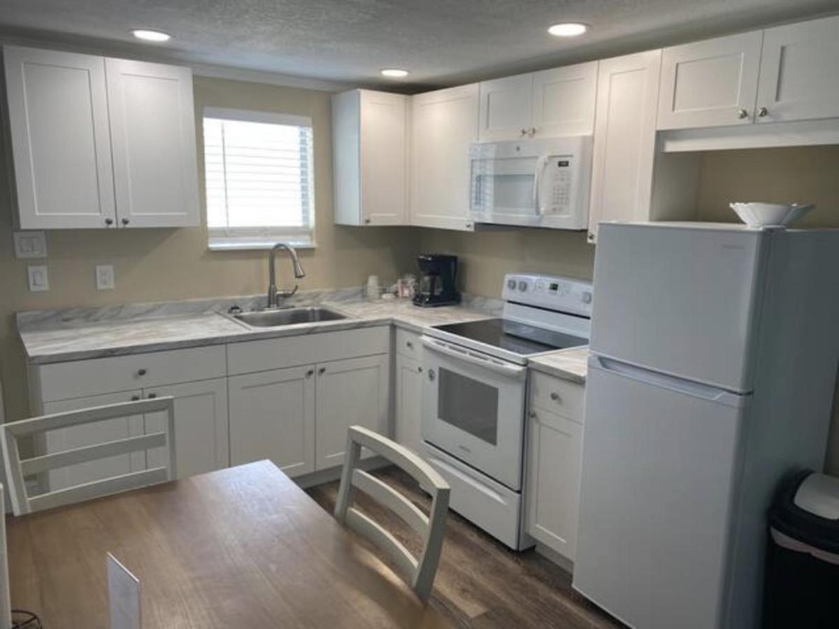 Caribbean Shores Waterfront Resort Jensen Beach Esterno foto