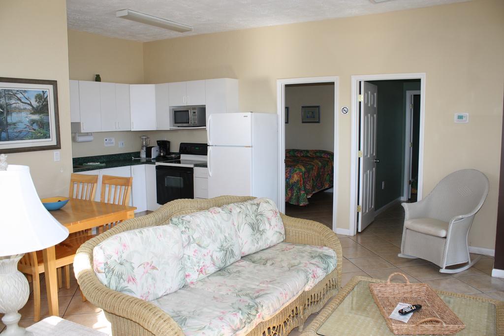 Caribbean Shores Waterfront Resort Jensen Beach Esterno foto