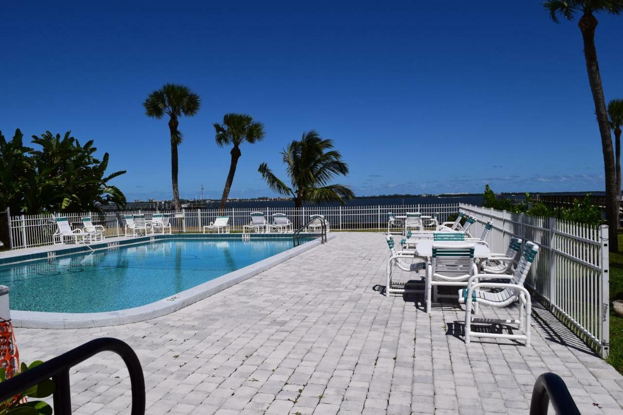 Caribbean Shores Waterfront Resort Jensen Beach Esterno foto